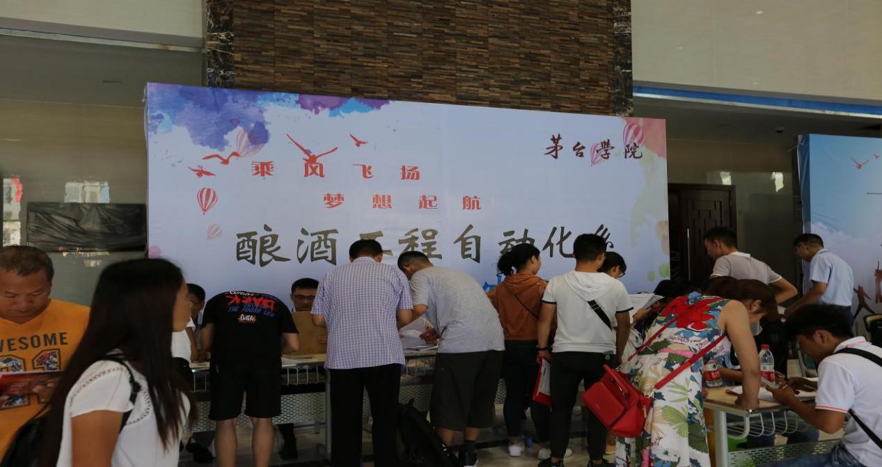 1536051860138261.jpg 2.jpg