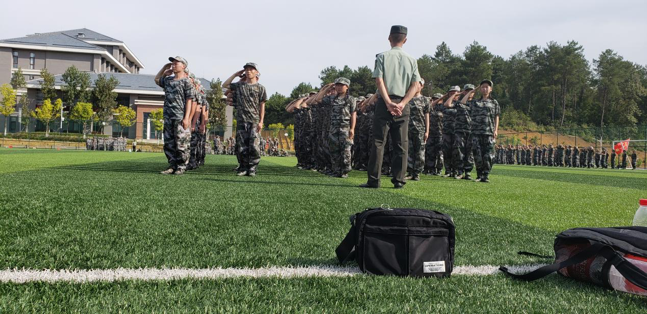 1536490450860678.png 军训1.png