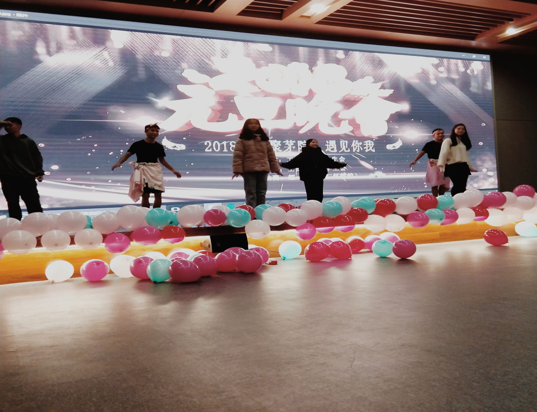 1545745532309484.png 2.png