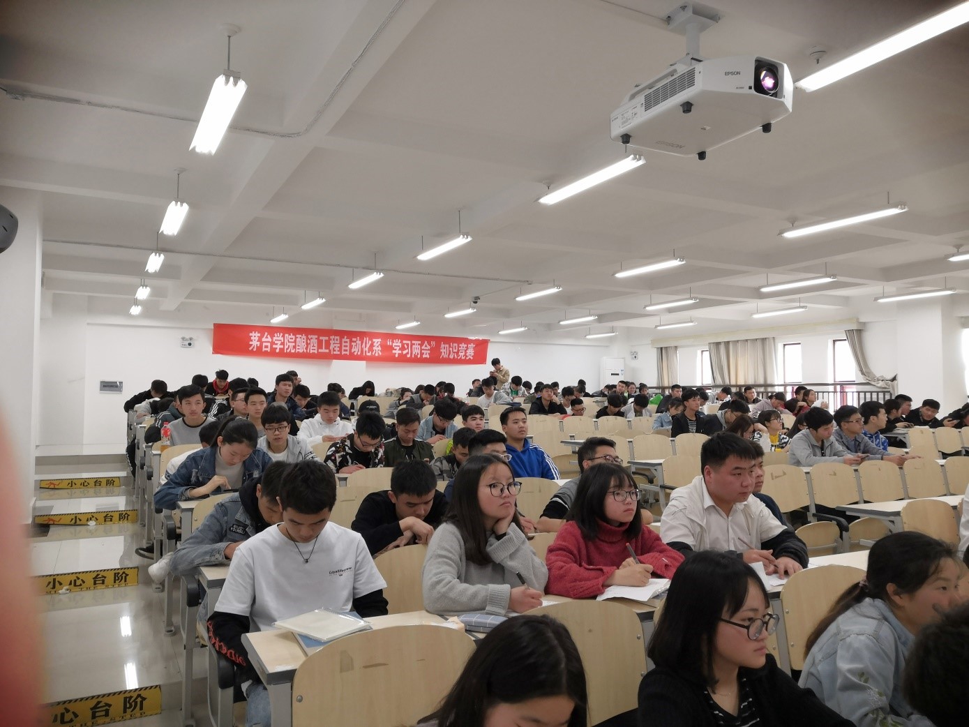 1557026669389695.jpg 2.jpg