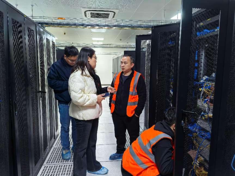 图书信息中心开展开学前工作大检查
