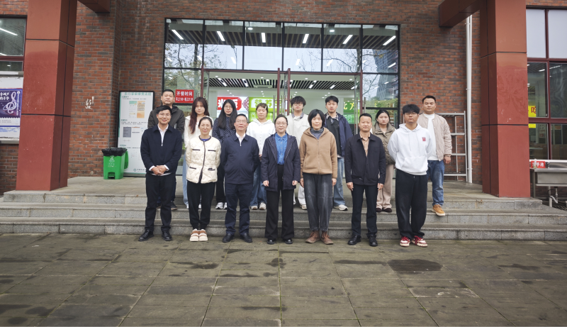 民主听证定价格  阳光服务惠师生
—学校后勤保障中心召开食堂饭菜价格听证会